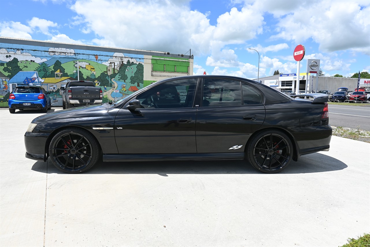 2005 Holden Commodore
