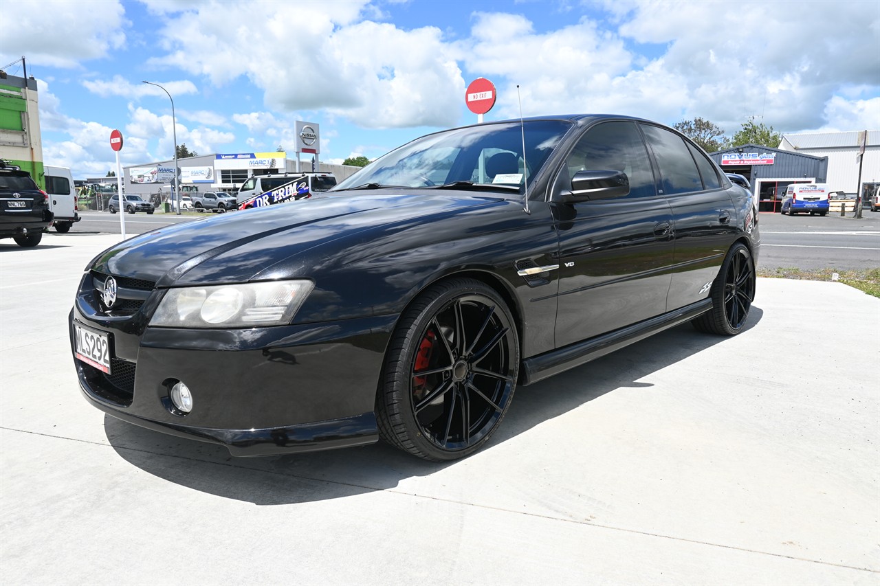 2005 Holden Commodore