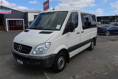 2010 Mercedes-Benz Sprinter - Thumbnail