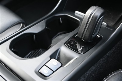 2019 Volvo Xc40 - Thumbnail