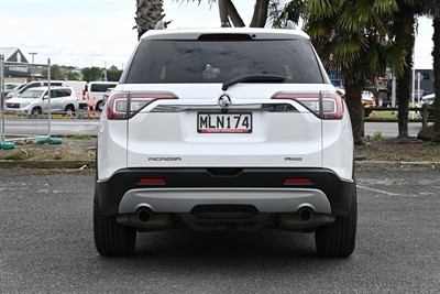 2019 Holden Acadia - Thumbnail