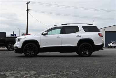 2019 Holden Acadia - Thumbnail