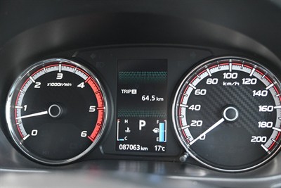 2021 Mitsubishi Triton - Thumbnail