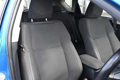 2016 Toyota Corolla - Thumbnail