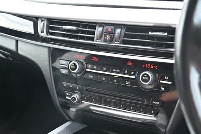 2018 BMW X5 - Thumbnail