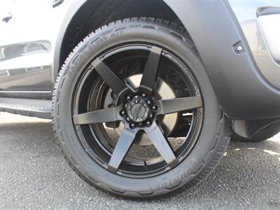 2016 Ford Everest - Thumbnail