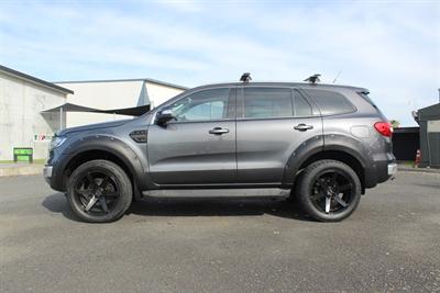 2016 Ford Everest - Thumbnail