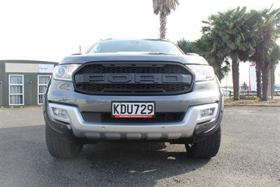 2016 Ford Everest - Thumbnail