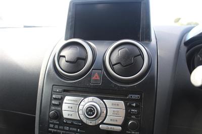 2008 Nissan Dualis - Thumbnail