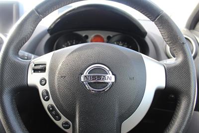 2008 Nissan Dualis - Thumbnail