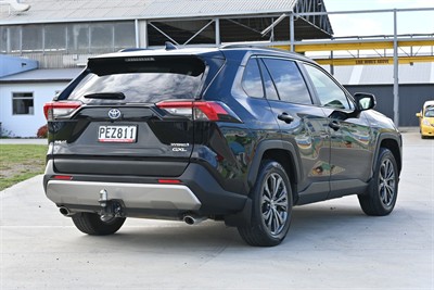 2022 Toyota Rav4 - Thumbnail