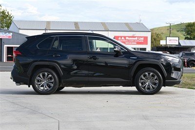 2022 Toyota Rav4 - Thumbnail