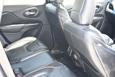 2017 Jeep Cherokee - Thumbnail