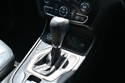 2017 Jeep Cherokee - Thumbnail