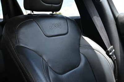 2017 Jeep Cherokee - Thumbnail