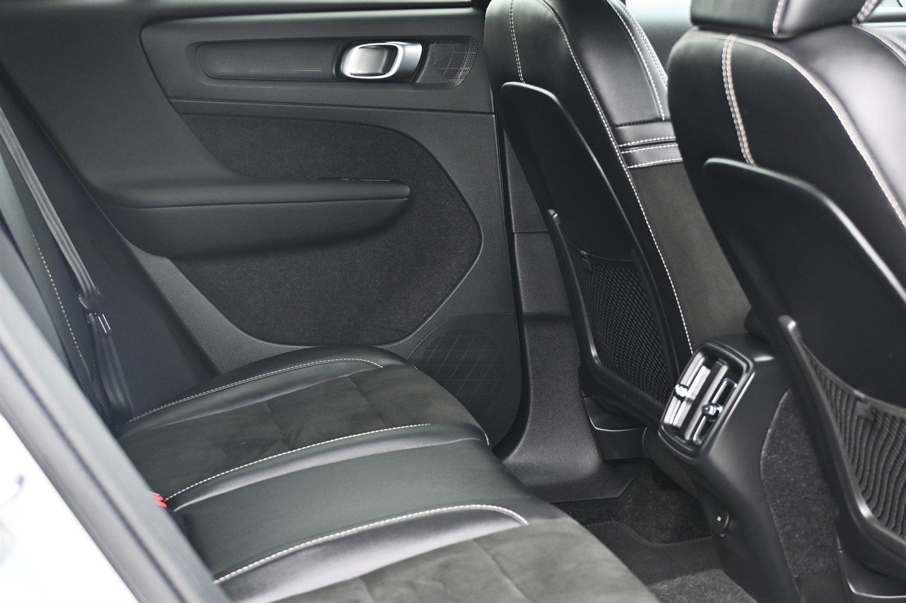 2022 Volvo Xc40
