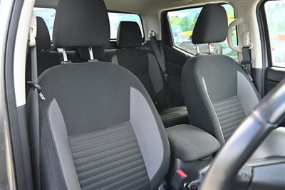 2024 Nissan Navara - Thumbnail