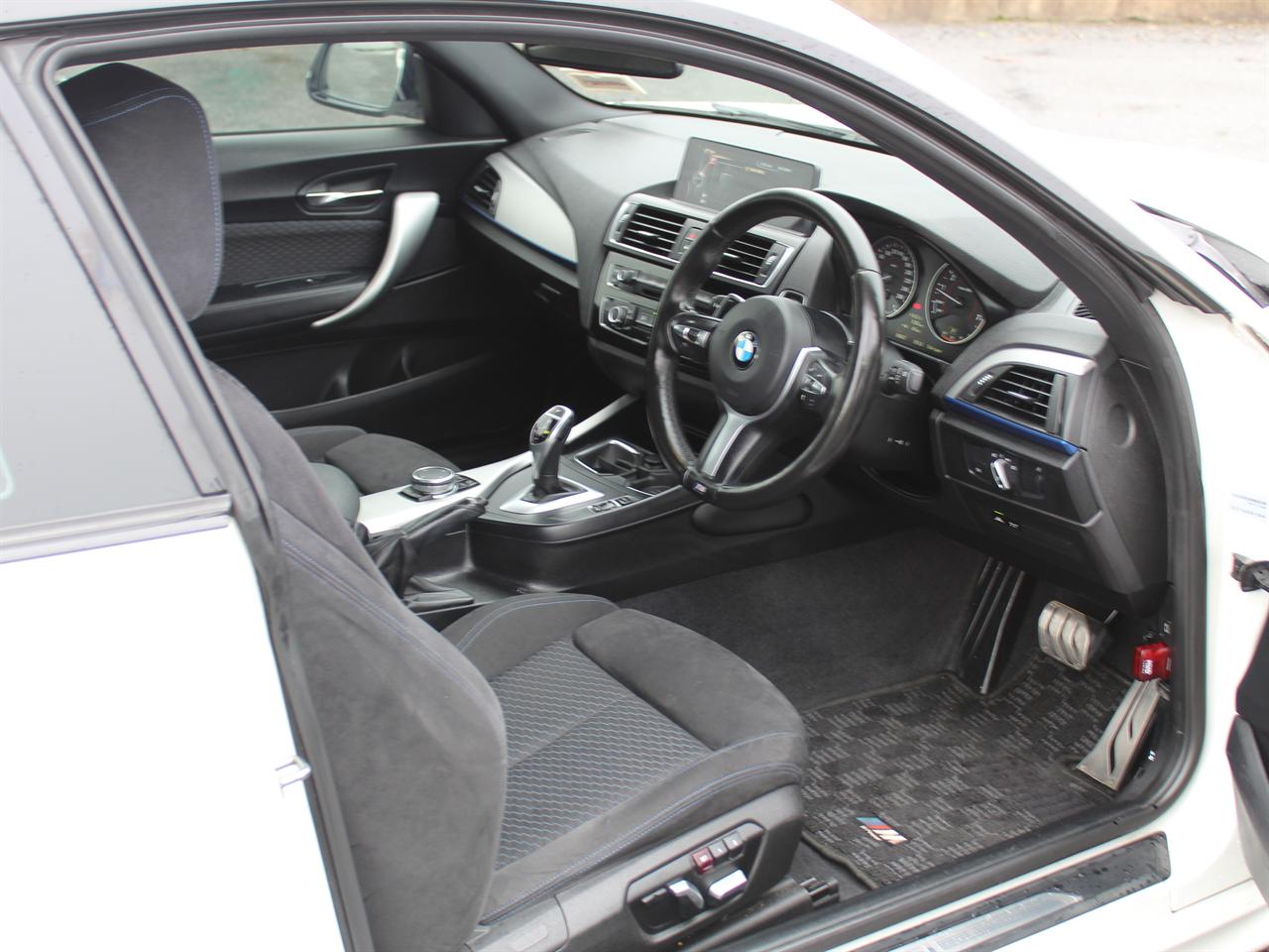 2016 BMW M235i