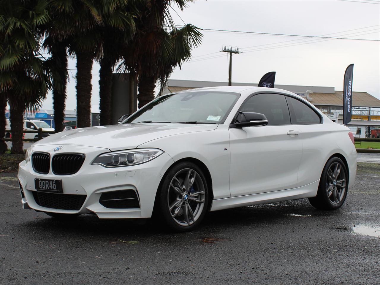 2016 BMW M235i