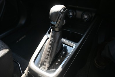 2022 Suzuki Swift - Thumbnail