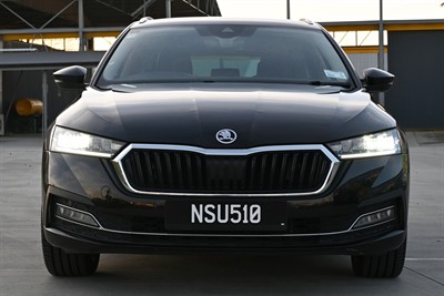 2021 Skoda Octavia - Thumbnail