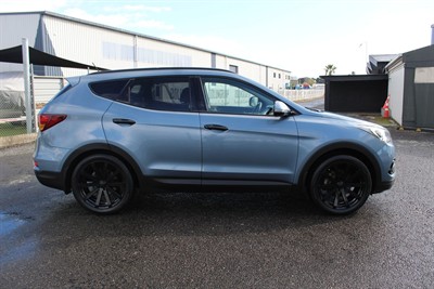 2016 Hyundai Santa Fe - Thumbnail