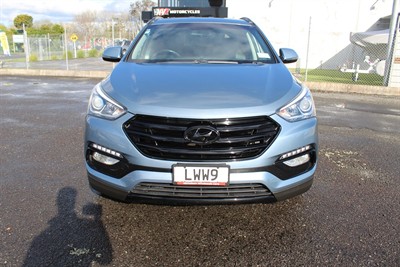 2016 Hyundai Santa Fe - Thumbnail