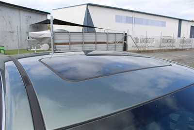 2013 Holden Commodore - Thumbnail