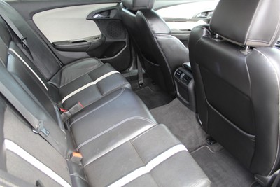 2013 Holden Commodore - Thumbnail