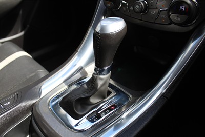 2013 Holden Commodore - Thumbnail