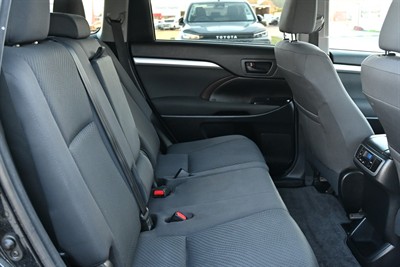 2016 Toyota Highlander - Thumbnail