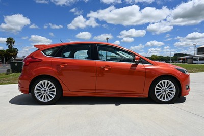 2018 Ford Focus - Thumbnail