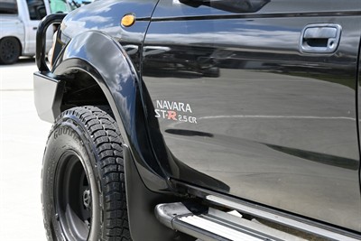 2013 Nissan Navara - Thumbnail