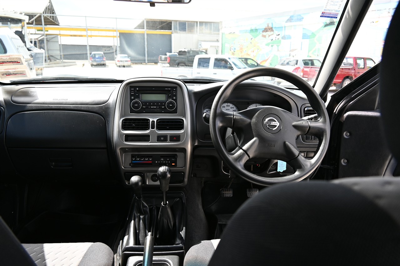 2013 Nissan Navara
