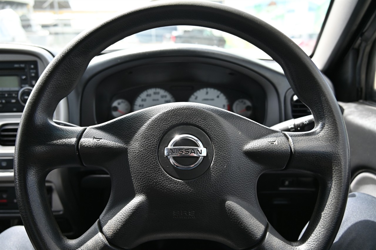 2013 Nissan Navara