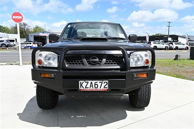 2013 Nissan Navara - Thumbnail