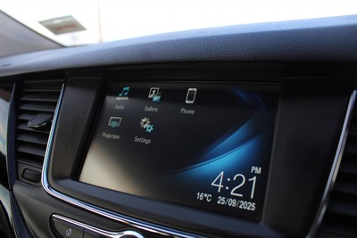 2019 Holden Astra - Thumbnail