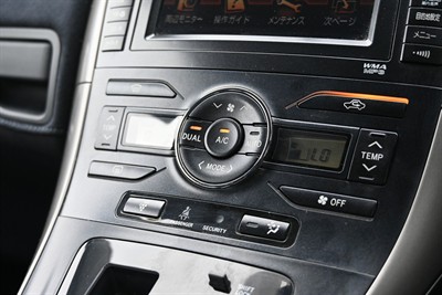 2007 Toyota Blade - Thumbnail