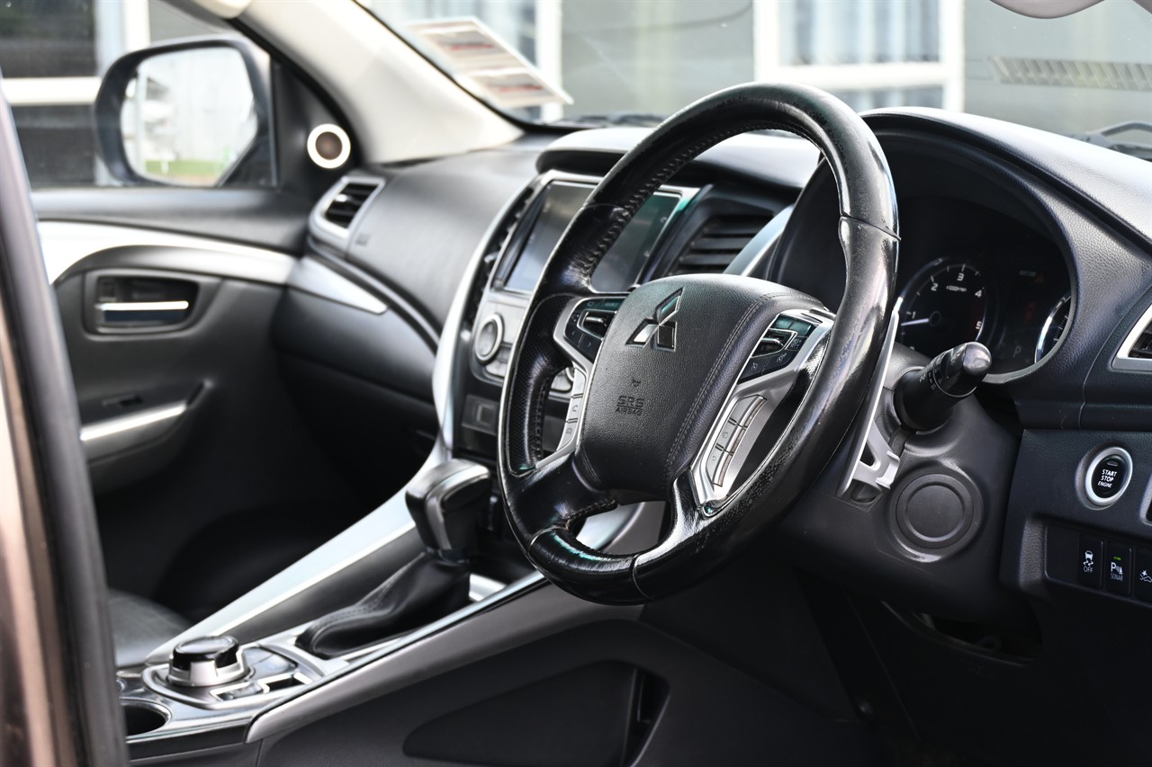 2015 Mitsubishi Pajero Sport