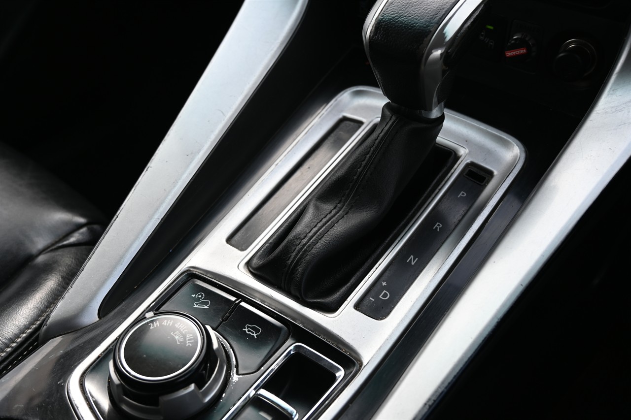 2015 Mitsubishi Pajero Sport