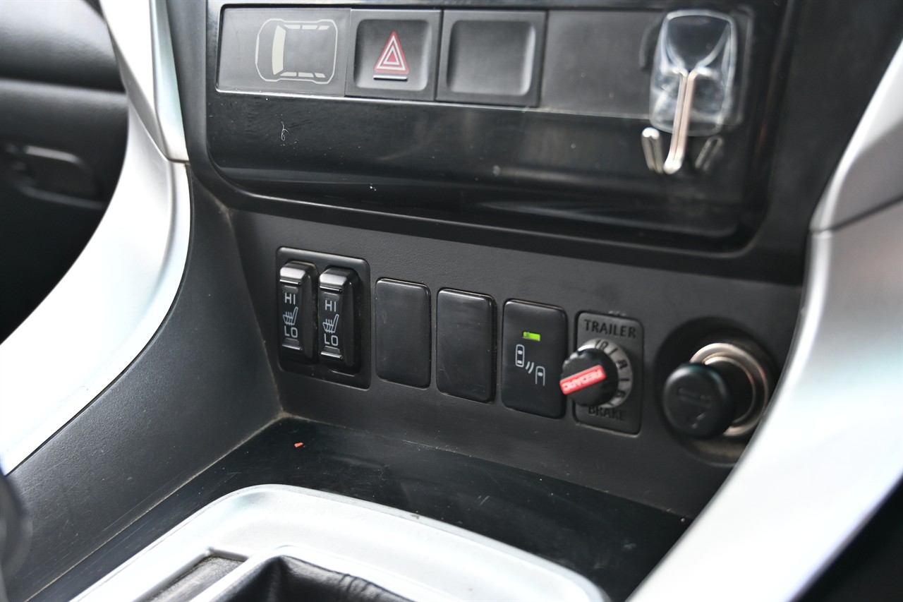 2015 Mitsubishi Pajero Sport