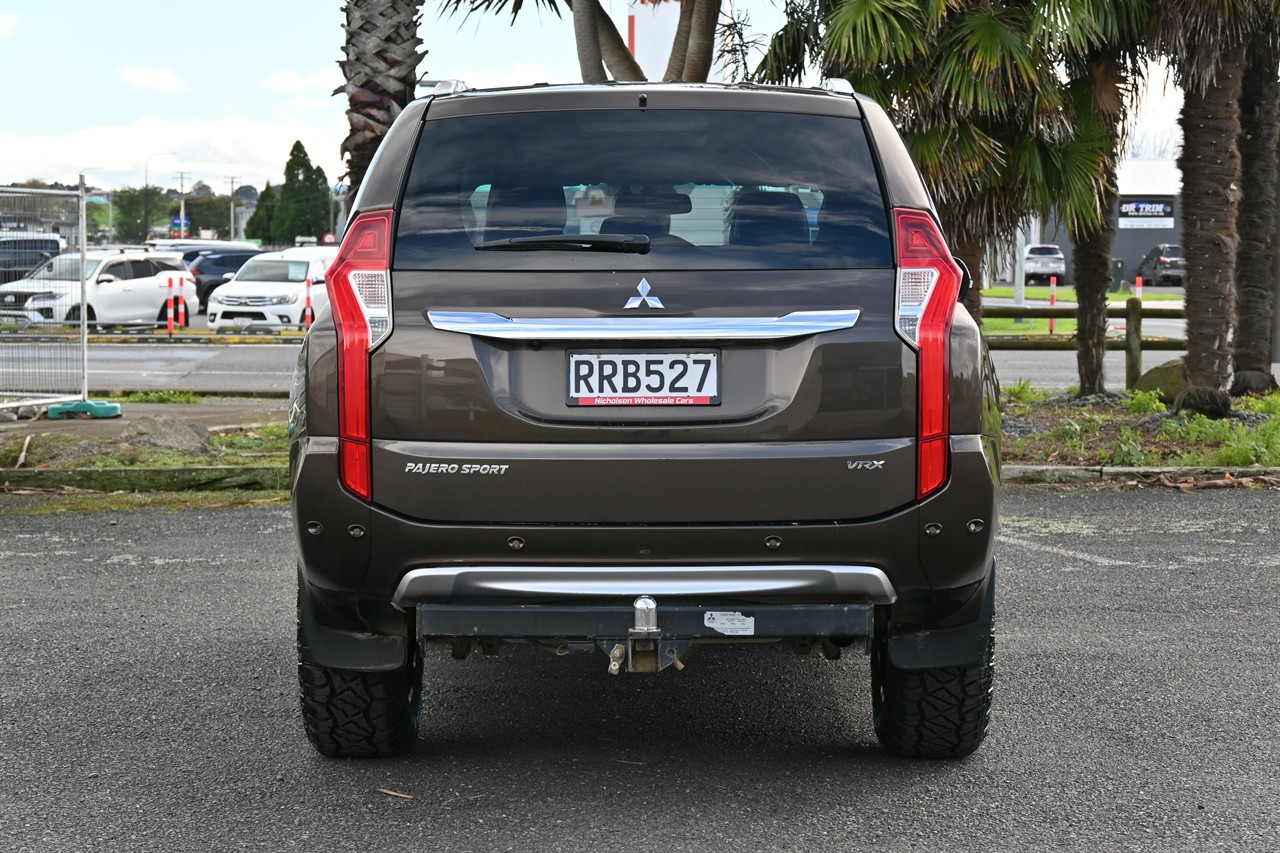 2015 Mitsubishi Pajero Sport