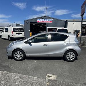 2014 Toyota Aqua - Thumbnail