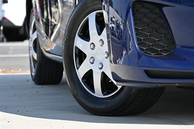 2012 Mazda Axela - Thumbnail