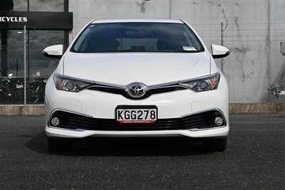 2016 Toyota Corolla - Thumbnail