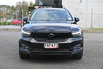 2022 Volvo Xc40 - Thumbnail