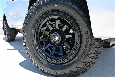 2008 Toyota Landcruiser - Thumbnail