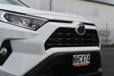 2021 Toyota Rav4 - Thumbnail