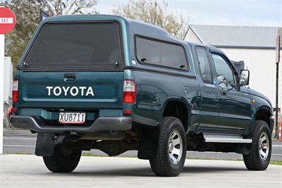 1999 Toyota Hilux - Thumbnail