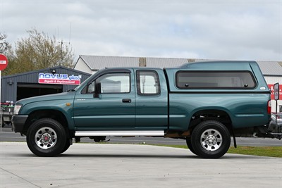 1999 Toyota Hilux - Thumbnail